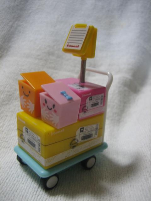 カウネット オリジナルミニカー メモスタンド おとどけカート(イエロー) 景品 kaunet < インテリア/ライフ  カウネット オリジナルミニカー メモスタンド おとどけカート(イエロー) 景品 kaunet < インテリア/ライフの