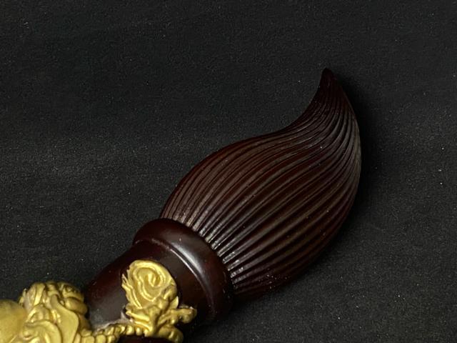 龍 彫刻 特大 黒檀木 筆 置物 縁起物 風水 開運 文房四宝 オブジェ 飾り 昇進 合格祈願 希少 豪華 龍神 飾り筆 < インテリア/ライフ 龍 彫刻 特大 黒檀木 筆 置物 縁起物 風水 開運 文房四宝 オブジェ 飾り 昇進 合格祈願 希少 豪華 龍神 飾り筆 < インテリア/ライフの