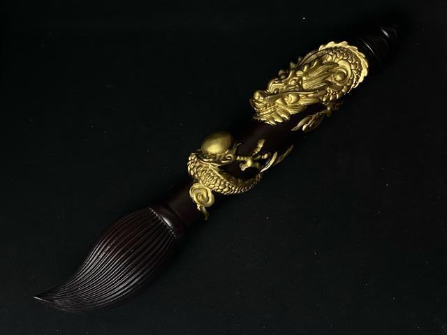 龍 彫刻 特大 黒檀木 筆 置物 縁起物 風水 開運 文房四宝 オブジェ 飾り 昇進 合格祈願 希少 豪華 龍神 飾り筆 < インテリア/ライフ 龍 彫刻 特大 黒檀木 筆 置物 縁起物 風水 開運 文房四宝 オブジェ 飾り 昇進 合格祈願 希少 豪華 龍神 飾り筆 < インテリア/ライフの