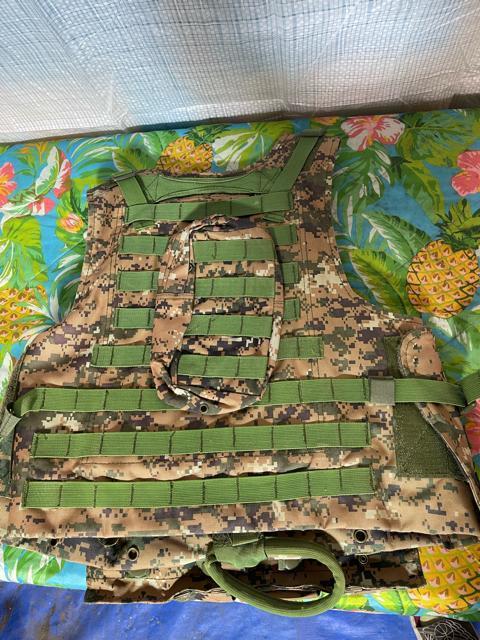 サバゲー デジタル迷彩ベスト < ホビー サバゲー デジタル迷彩ベスト < ホビーの