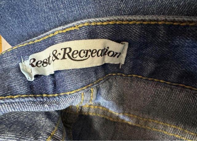 Rest & Recreation カジュアルルーズジーンズ デニム < 女性ファッション  Rest & Recreation カジュアルルーズジーンズ デニム < 女性ファッションの