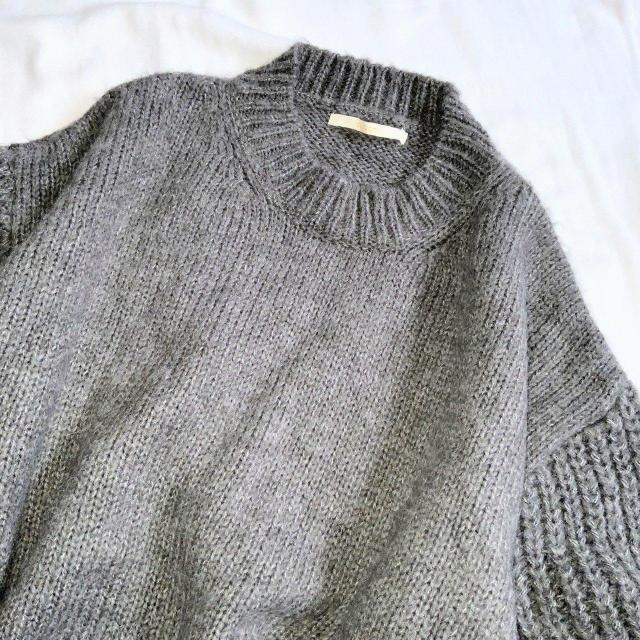 switch☆袖編み目違いニットプルオーバー/美品 < 女性ファッション switch☆袖編み目違いニットプルオーバー/美品 < 女性ファッションの