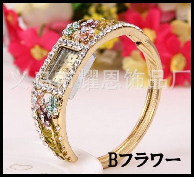 人気★ゴージャス★ジュエリーブレス★ウォッチ★フラワー < 女性アクセサリー/時計  人気★ゴージャス★ジュエリーブレス★ウォッチ★フラワー < 女性アクセサリー/時計の