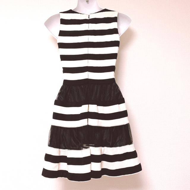 MOERYモエリーボーダーシースルーフレアミニワンピース黒白 < ブランド MOERYモエリーボーダーシースルーフレアミニワンピース黒白 < ブランドの