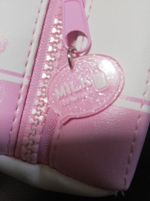 クリスマスに... 牛乳パック型ペンケース 可愛らしい 未使用近い < インテリア/ライフ  クリスマスに... 牛乳パック型ペンケース 可愛らしい 未使用近い < インテリア/ライフの