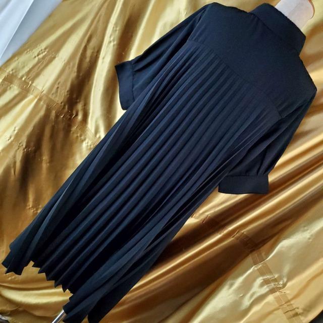 ★シュリーブ★後ろロングブリーツ加工!テールラインシャツ/ブラウス★M < 女性ファッション  ★シュリーブ★後ろロングブリーツ加工!テールラインシャツ/ブラウス★M < 女性ファッションの