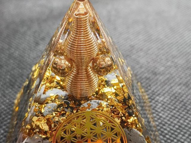 �p���[�̌����i�ɂāB�s���~�b�h�^�I���S�i�C�g�u���򉻁A��̒����A�q�[�����O���ʁv��_����ł��B �� �����A�N�Z�T���[/���v�� 