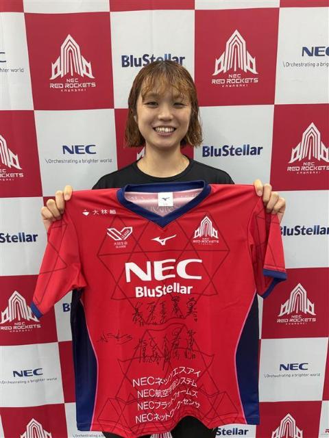 NECレッドロケッツ川崎 所属選手の直筆サイン入りTシャツ（未着用