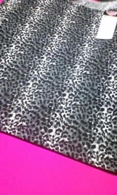 ViJLLqESexyL~LL  t@bV 