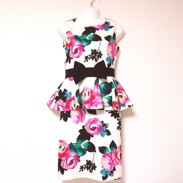 ローズフラワーリボンペプラムドレスワンピースパーティー白黒花 < 女性ファッション  ローズフラワーリボンペプラムドレスワンピースパーティー白黒花 < 女性ファッションの