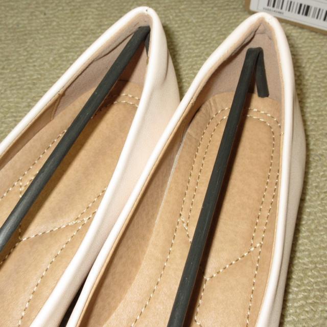 未使用☆つま先ハートモチーフ*フラットシューズ*バレエパンプス(レッド×オフホワイト系) < 女性ファッション  未使用☆つま先ハートモチーフ*フラットシューズ*バレエパンプス(レッド×オフホワイト系) < 女性ファッションの