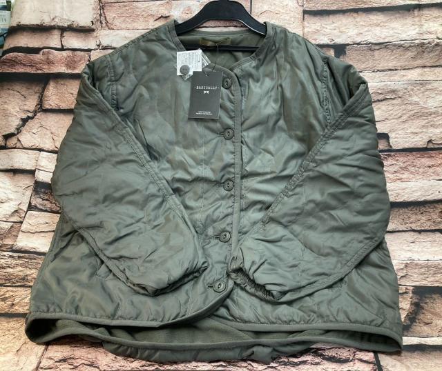 IyĒgIȃLgt[XHWPbg(摜)P   t@bV 