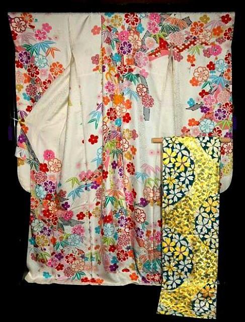 【最高峰】新品同様 金彩 金駒シシュウ 熨斗文 梅 笹 振袖 袋帯セット 身丈175cm 裄丈71cm 長さ447cm T3512 < 女性ファッション  【最高峰】新品同様 金彩 金駒シシュウ 熨斗文 梅 笹 振袖 袋帯セット 身丈175cm 裄丈71cm 長さ447cm T3512 < 女性ファッションの