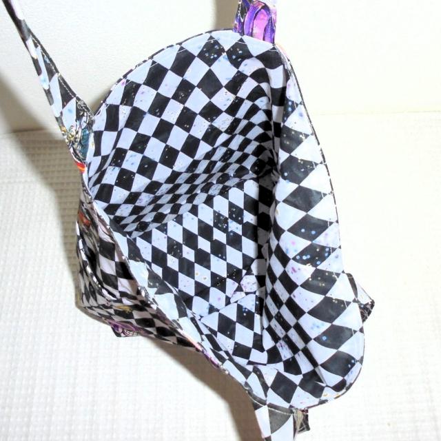 ◆くったりタイプ◆スクエアベーシックトートバッグ◆不思議の国のアリス◆外ポケA < 女性ファッション  ◆くったりタイプ◆スクエアベーシックトートバッグ◆不思議の国のアリス◆外ポケA < 女性ファッションの