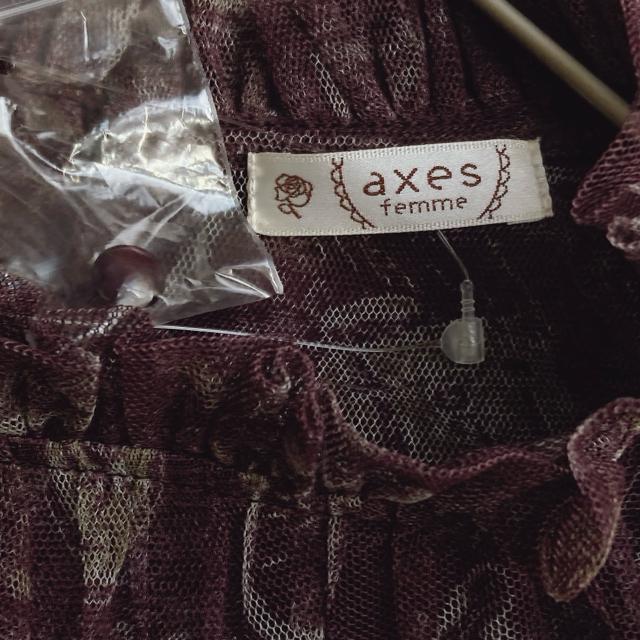 Vi axes femme `[[X m[X[u hX s[X M N2m  uh 