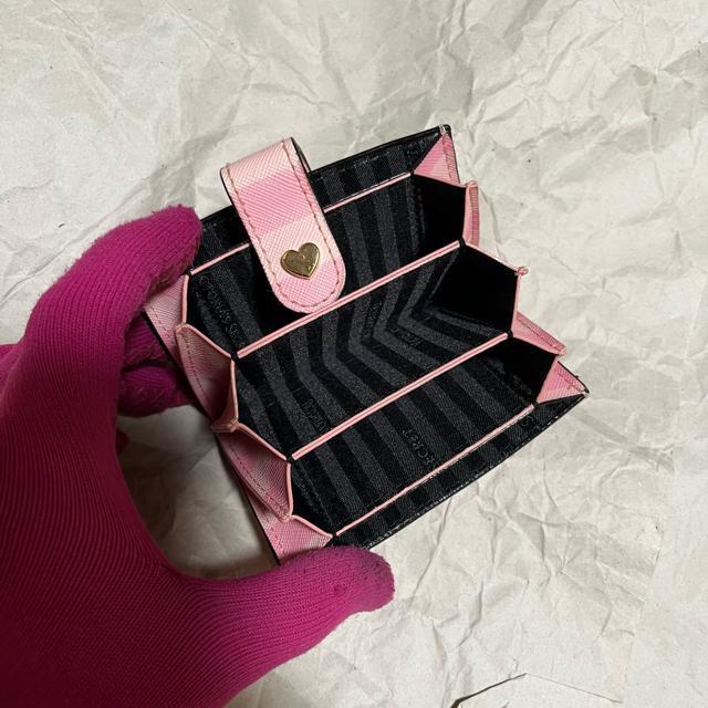 yBNgAV[Nbgz XgCv / J[hP[X / sN h U[  uh 