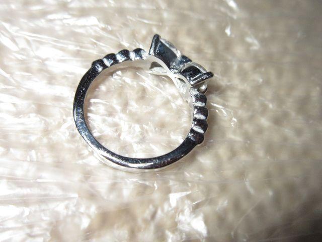 ステンレス製*ハートリボンリング指輪(シルバー) < 女性アクセサリー/時計  ステンレス製*ハートリボンリング指輪(シルバー) < 女性アクセサリー/時計の