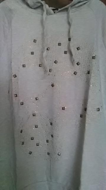 新品*スタッズ付き*パーカー < 女性ファッション  新品*スタッズ付き*パーカー < 女性ファッションの