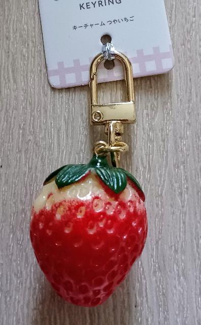いちごキーホルダー 送料込み < 女性ファッション  いちごキーホルダー 送料込み  < 女性ファッションの