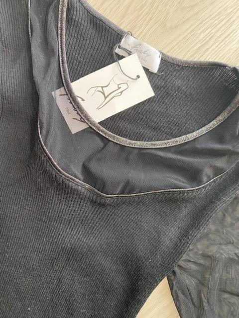 ★未使用イタリア製フラリーFralyメッシュ袖シルクウールトップスインポート★ < 女性ファッション ★未使用イタリア製フラリーFralyメッシュ袖シルクウールトップスインポート★ < 女性ファッションの