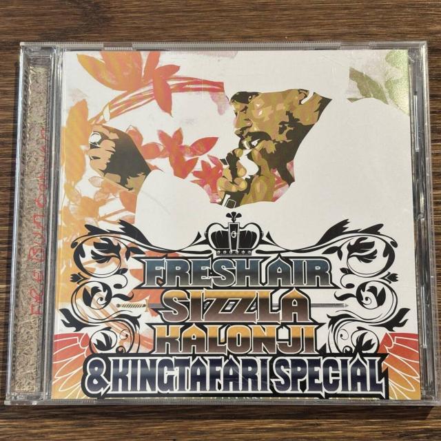 【SIZZLA】LIVE IN JAPAN & KING TAFARI DUB < CD/DVD/ビデオ 【SIZZLA】LIVE IN JAPAN & KING TAFARI DUB < CD/DVD/ビデオの