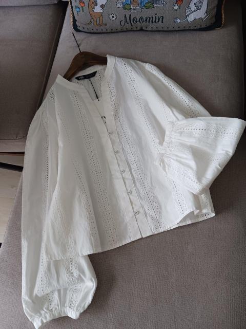 ZARA/uEX[XfGȃzCguEX/^OtVi