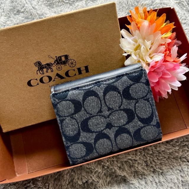 COACH fj ܂z