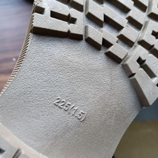 新品 22.5cm レディース ブーツ ブラック 厚底 シューズ ショートブーツ < 女性ファッション  新品 22.5cm レディース ブーツ ブラック 厚底 シューズ ショートブーツ < 女性ファッションの