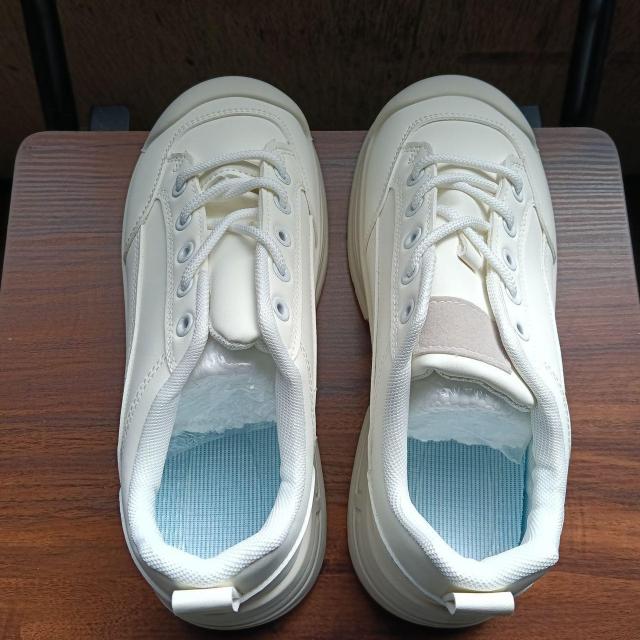 新品 25cm レディース スニーカー ホワイト シューズ 靴 カジュアル < 女性ファッション 新品 25cm レディース スニーカー ホワイト シューズ 靴 カジュアル < 女性ファッションの