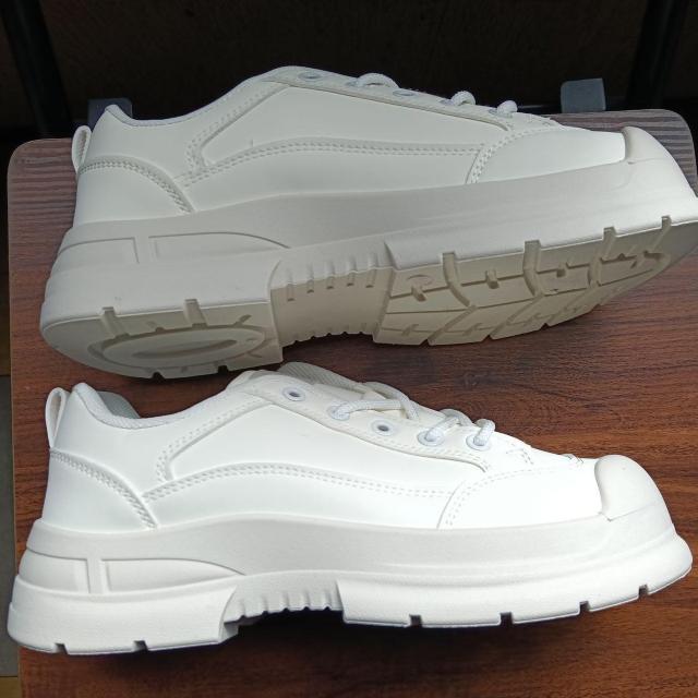 新品 25cm レディース スニーカー ホワイト シューズ 靴 カジュアル < 女性ファッション 新品 25cm レディース スニーカー ホワイト シューズ 靴 カジュアル < 女性ファッションの