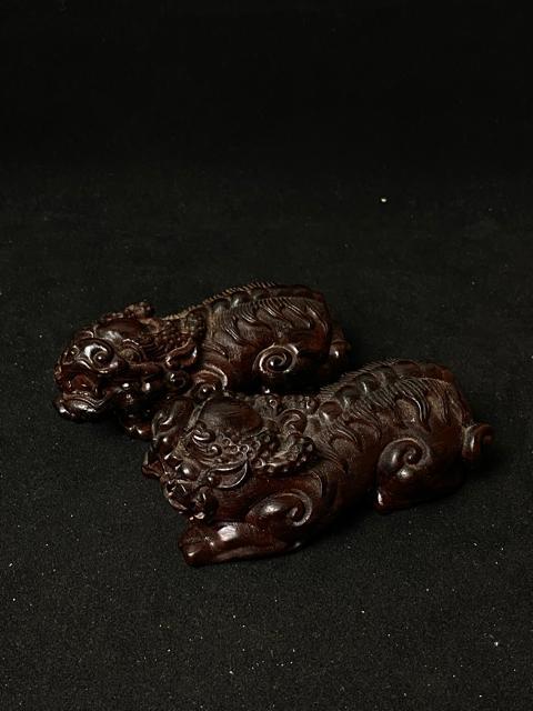 【縁起物】黒檀 瑞? 貔貅(ヒキュウ)一対 手彫り 木彫 置物 開運 招財 魔除け 骨董 古美術 極上品 唐木 風水 インテリア < インテリア/ライフ 【縁起物】黒檀 瑞? 貔貅(ヒキュウ)一対 手彫り 木彫 置物 開運 招財 魔除け 骨董 古美術 極上品 唐木 風水 インテリア < インテリア/ライフの