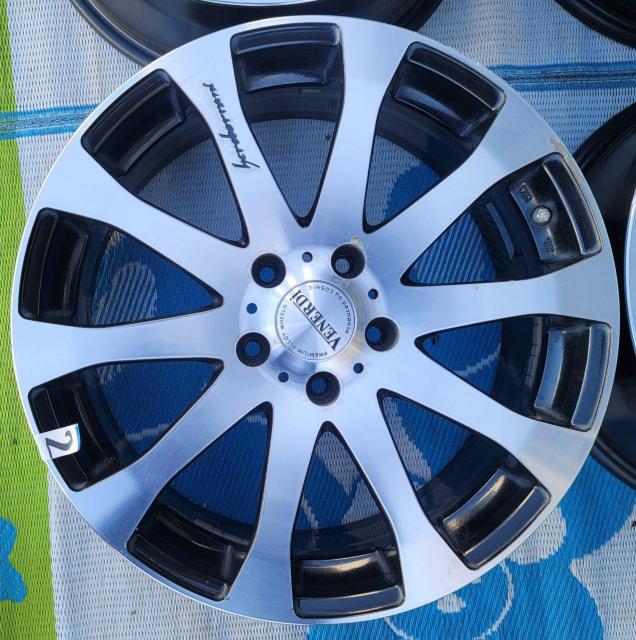 ���iVENERDI �G���{���[�j CL-610�A���~�z�C�[��18�C���`7.5J+50 5�� PCD114.3 5H 5�� �z�C�[�� �� ������/�o�C�N