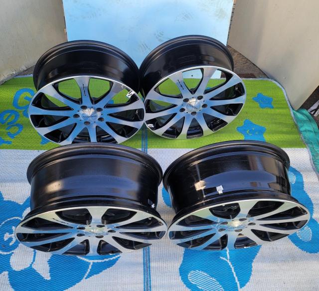 ���iVENERDI �G���{���[�j CL-610�A���~�z�C�[��18�C���`7.5J+50 5�� PCD114.3 5H 5�� �z�C�[�� �� ������/�o�C�N