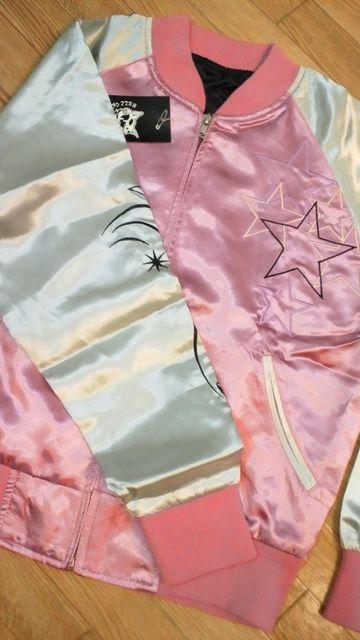 新品ヘルキャットパンクス【スカジャン】スカル刺繍pink×シルバー系【S】 < ブランド 新品ヘルキャットパンクス【スカジャン】スカル刺繍pink×シルバー系【S】 < ブランドの