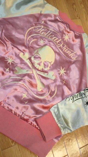 新品ヘルキャットパンクス【スカジャン】スカル刺繍pink×シルバー系【S】 < ブランド 新品ヘルキャットパンクス【スカジャン】スカル刺繍pink×シルバー系【S】 < ブランドの