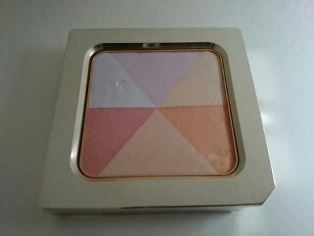 トワニー エスティチュード ラグジェ★フェースカラーパウダー★2/ウォーム★補整★ < ブランド トワニー エスティチュード ラグジェ★フェースカラーパウダー★2/ウォーム★補整★ < ブランドの