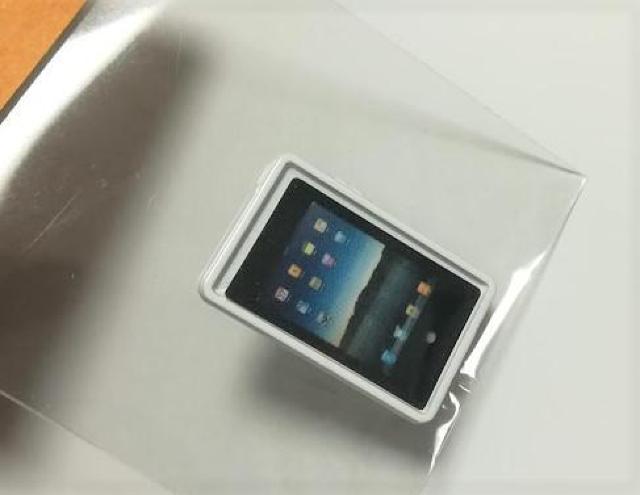 ミニチュア★iPad★mini★白★ホワイト★アイパッド★ドールに★ < おもちゃ  ミニチュア★iPad★mini★白★ホワイト★アイパッド★ドールに★  < おもちゃの
