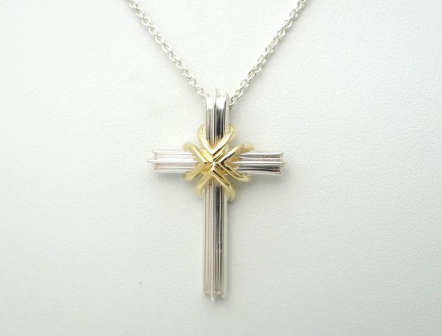 ティファニー シグネチャー クロス ネックレス ペンダント コンビ 750YG SV925<USED>【送料無料】 < ブランド ティファニー シグネチャー クロス ネックレス ペンダント コンビ 750YG SV925<USED>【送料無料】 < ブランドの