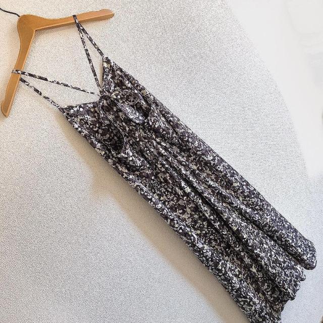 ◆ViS/ビス◆リトルフラワーキャミワンピース★ブラックF*着回し◎秋コーデ美品♪ < ブランド  ◆ViS/ビス◆リトルフラワーキャミワンピース★ブラックF*着回し◎秋コーデ美品♪ < ブランドの