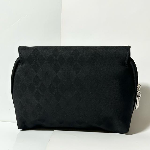 未使用品 GIVENCHY ジバンシィ アーガイル 化粧 メイクポーチ ナイロン < ブランド  未使用品 GIVENCHY ジバンシィ アーガイル 化粧 メイクポーチ ナイロン < ブランドの