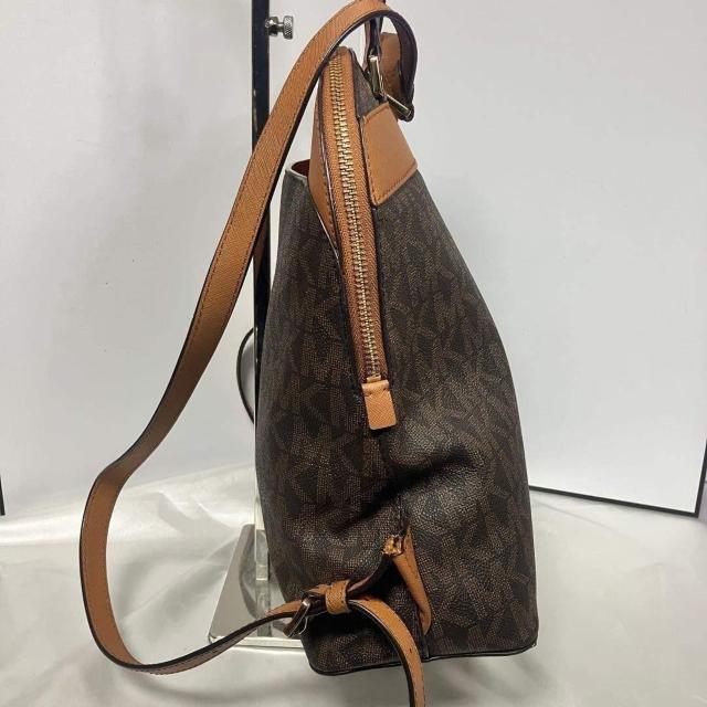 Michael Kors �}�C�P���R�[�X �o�b�N�p�b�N �����b�N �f�C�p�b�N �� �����t�@�b�V������ 