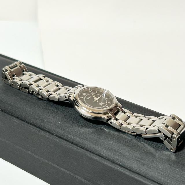 Burberry バーバリー B230-H18385 ソーラー ブラック グレー文字盤 シルバー レディース 腕時計 < ブランド Burberry バーバリー B230-H18385 ソーラー ブラック グレー文字盤 シルバー レディース 腕時計 < ブランドの