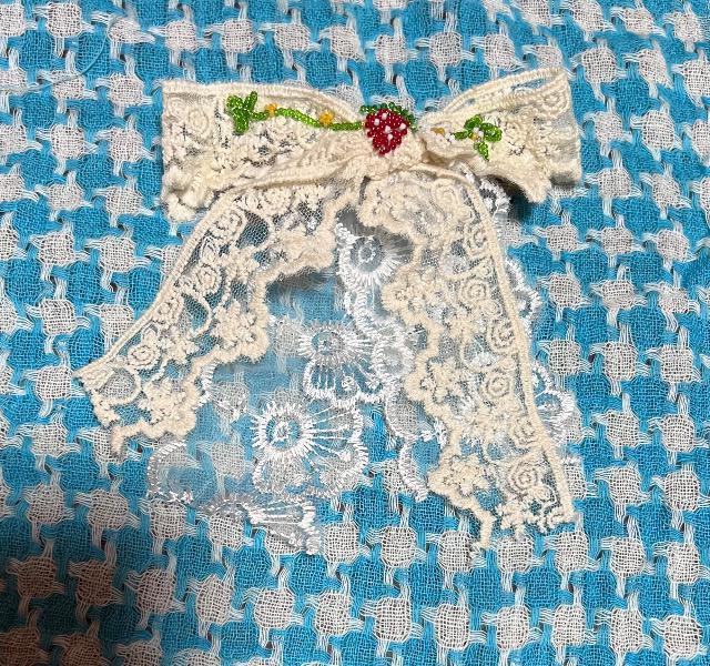 いちご レース バレッタ 未使用 < 女性ファッション  いちご レース バレッタ 未使用  < 女性ファッションの
