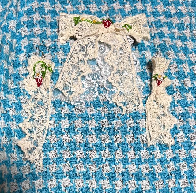 いちご レース バレッタ 未使用 < 女性ファッション  いちご レース バレッタ 未使用 < 女性ファッションの