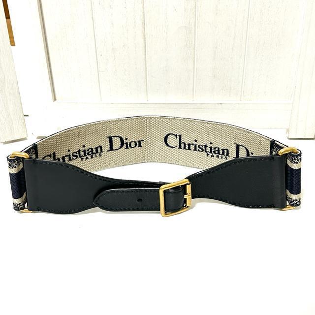 極美品 Christian Dior ディオール エンブロイダリー ベルト 75 < ブランド  極美品 Christian Dior ディオール エンブロイダリー ベルト 75 < ブランドの