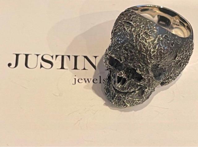 新品◆JUSTIN DAVIS◆KINGSTON SKULL RING◆15号◆スカルリング◆定価69,300円◆SRJ905◆ < ブランド  新品◆JUSTIN DAVIS◆KINGSTON SKULL RING◆15号◆スカルリング◆定価69,300円◆SRJ905◆ < ブランドの
