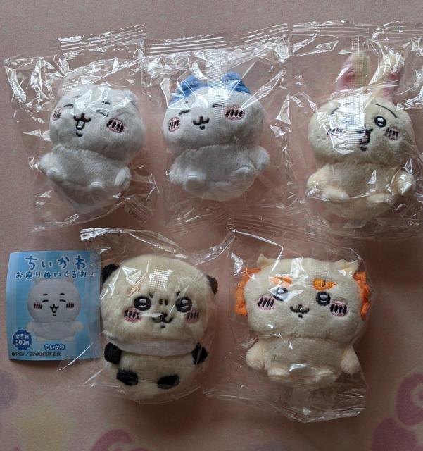 ちいかわ  お座りぬいぐるみコンプセット  ちいかわ  ハチワレ  うさぎ  シーサー  ラッコ < アニメ/コミック/キャラクター  ちいかわ  お座りぬいぐるみコンプセット  ちいかわ  ハチワレ  うさぎ  シーサー  ラッコ < アニメ/コミック/キャラクターの