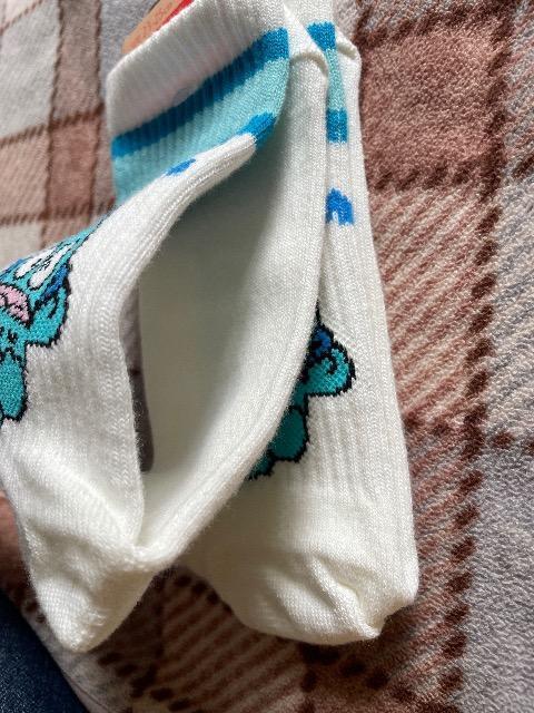 ♯新品♯ハンギョドン ソックス 靴下 23→25 クルーソックス  後ろ足首プリント可愛い < 女性ファッション  ♯新品♯ハンギョドン ソックス 靴下 23→25 クルーソックス  後ろ足首プリント可愛い < 女性ファッションの