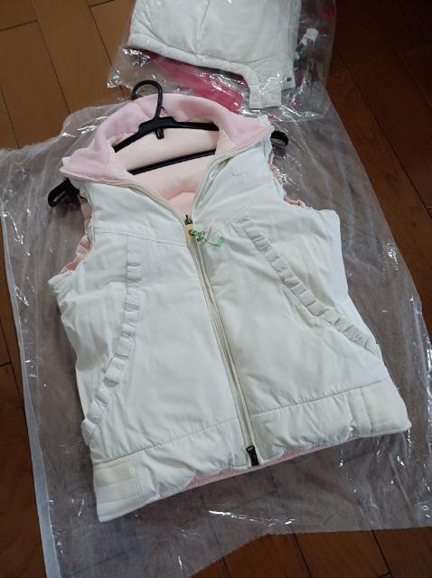 Aアウター祭り★NIKE4WAYダウンベスト★お得なリバーシブル★ふわふわあったか可愛い★ナイキ★中綿ベスト★ < 女性ファッション Aアウター祭り★NIKE4WAYダウンベスト★お得なリバーシブル★ふわふわあったか可愛い★ナイキ★中綿ベスト★ < 女性ファッションの