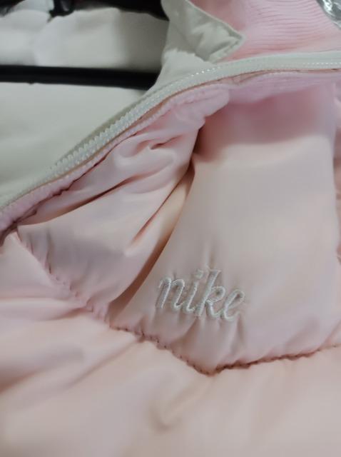 Aアウター祭り★NIKE4WAYダウンベスト★お得なリバーシブル★ふわふわあったか可愛い★ナイキ★中綿ベスト★ < 女性ファッション Aアウター祭り★NIKE4WAYダウンベスト★お得なリバーシブル★ふわふわあったか可愛い★ナイキ★中綿ベスト★ < 女性ファッションの